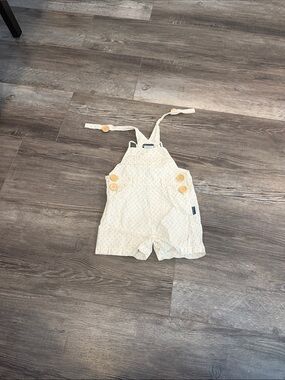Henry Cream‎ Button-Accent Kids Overalls